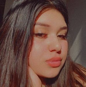 Meet your Posher, Bella